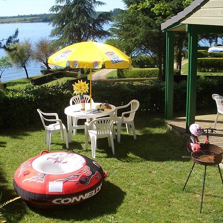 Beau-Rivage Du Lac De Pareloup Hotel Salles-Curan Kültér fotó